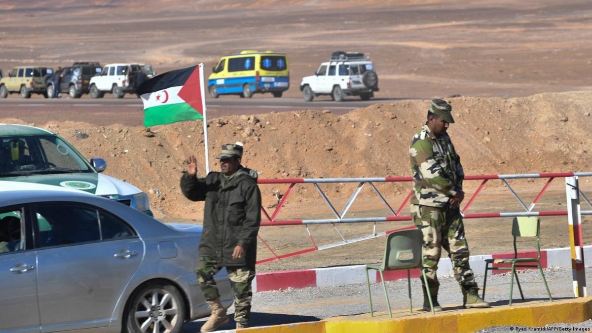 وزير الدفاع السعودي يبحث تعزيز التعاون الدفاعي مع نظيره الكويتي