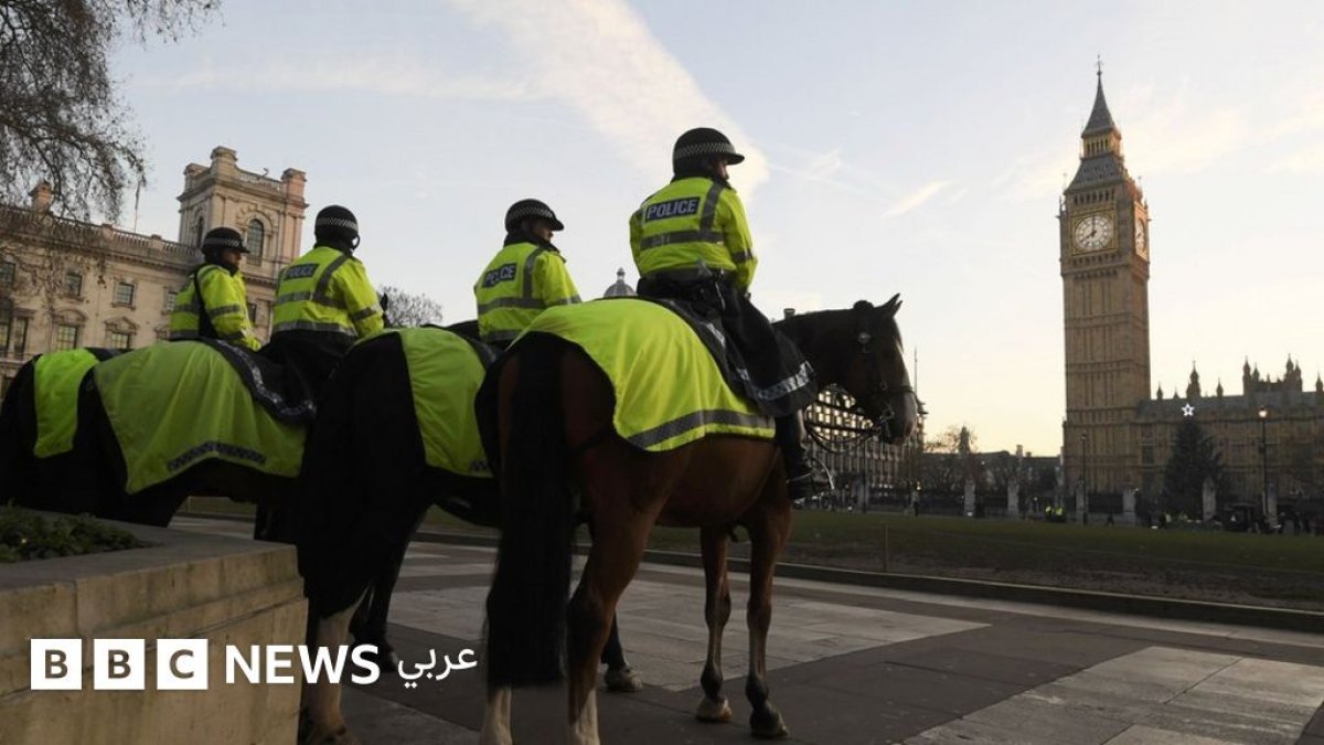 تحقيق الشرطة البريطانية: فضيحة اعتقال ضحية طعن وهو يحتضر